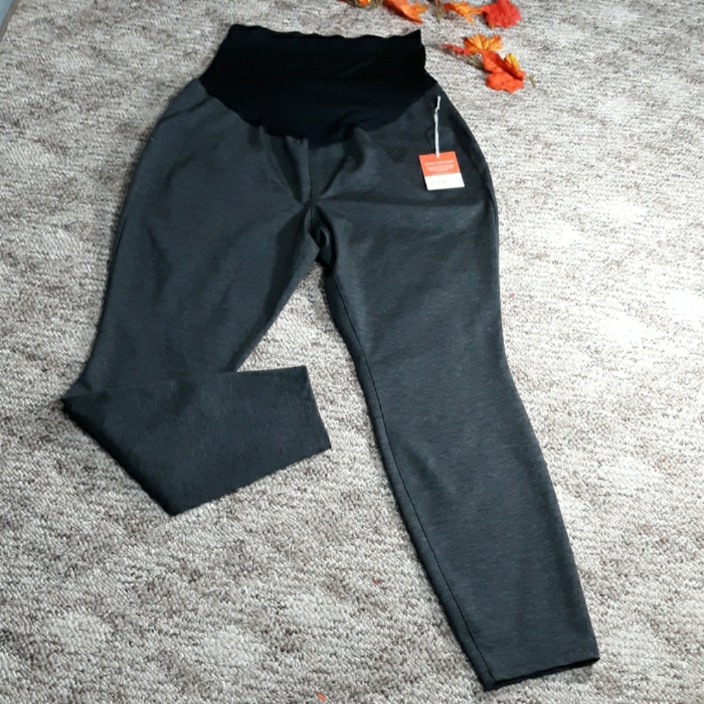 NWT Women's a glow maternity skinny pants Size XL